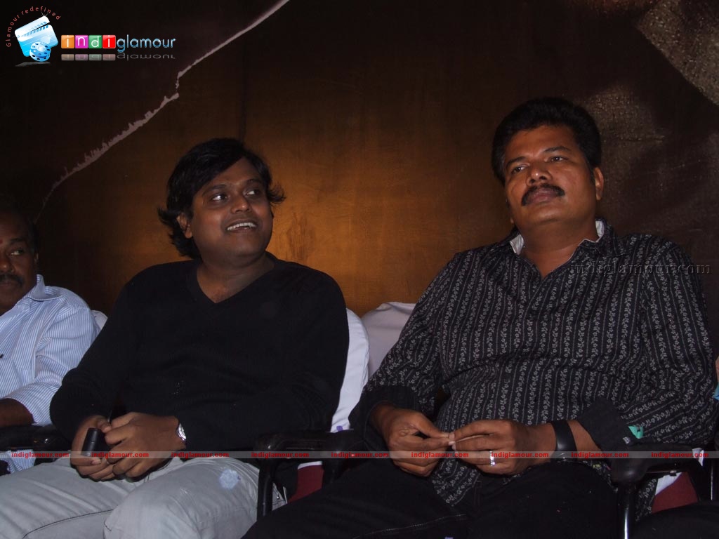 Aadhavan Audio Launch Event hd photo